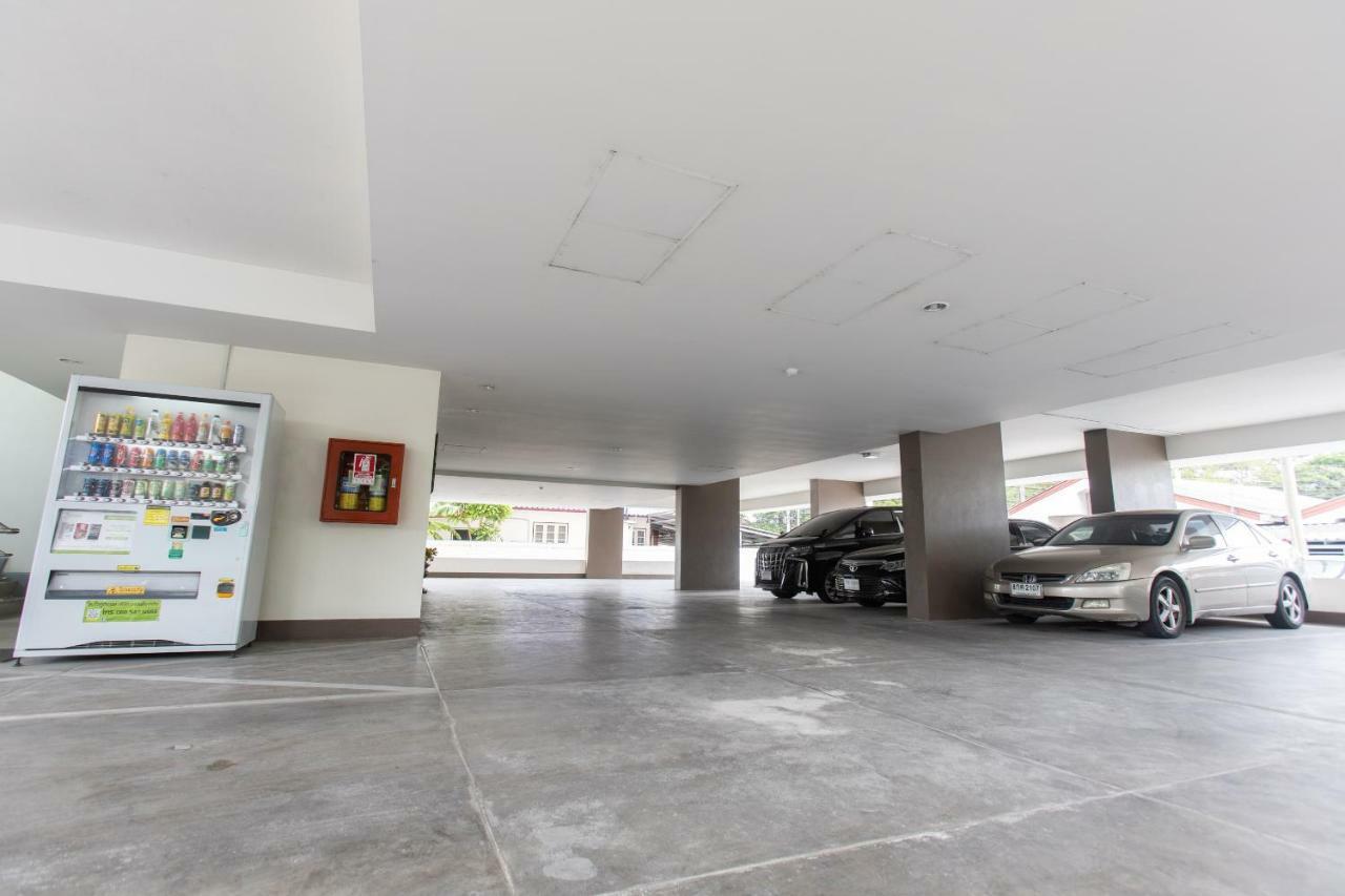 The Greenery Central Suite & Hotel チエンマイ エクステリア 写真